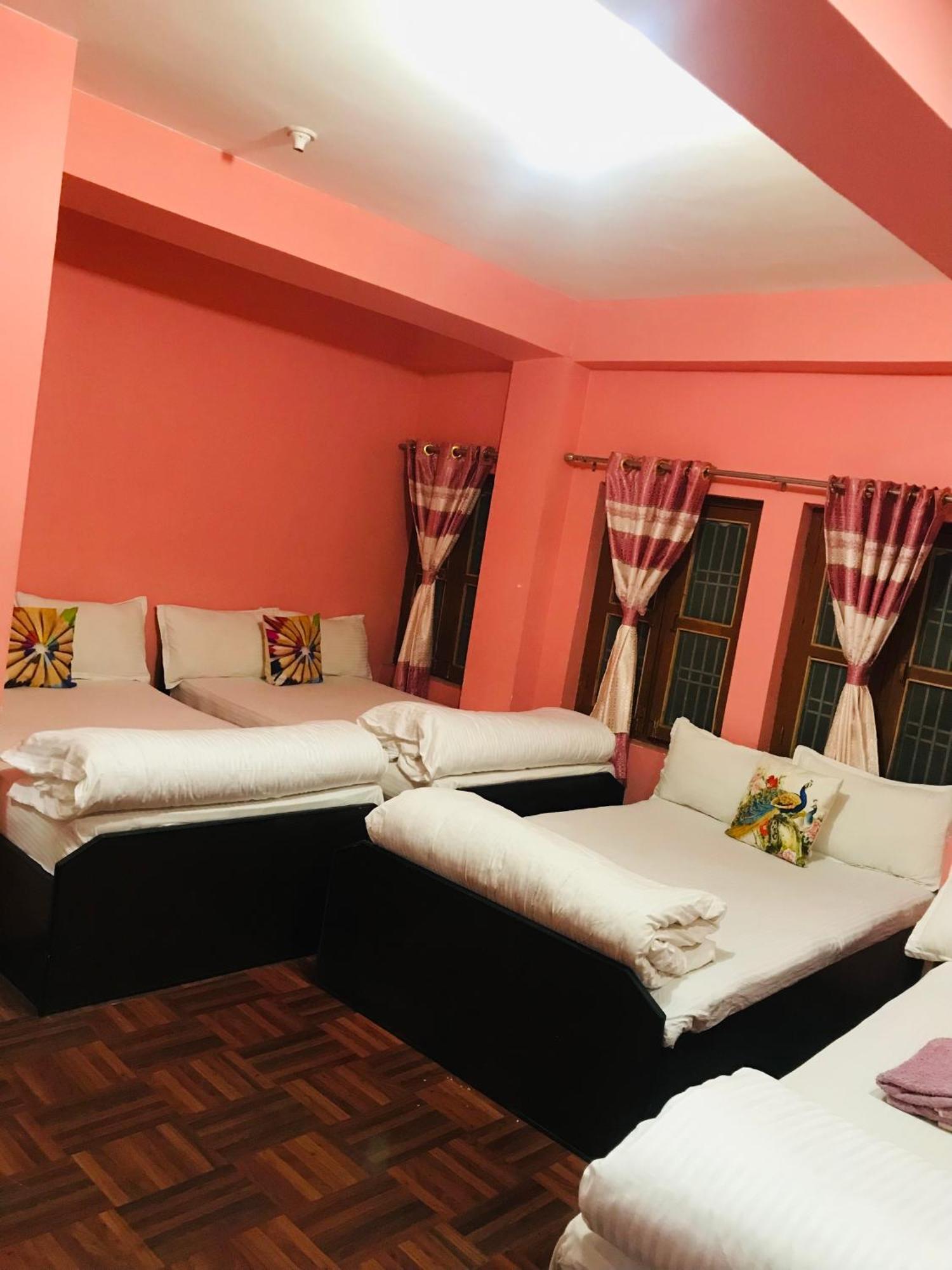 Shristi Hotel&Lodge Bandipur Exterior foto